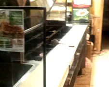 Wilt u rat bij uw Foot Long Sub?