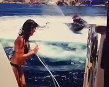 Yolanthe lekker aan het twerken