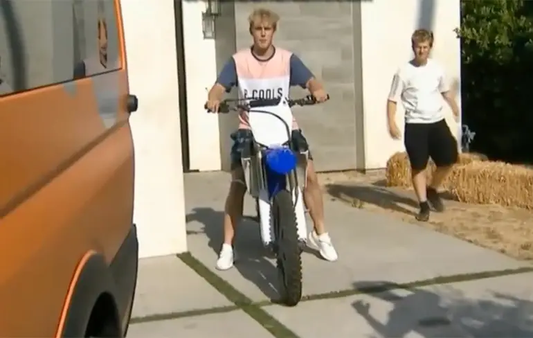 Youtube ster Jake Paul terroriseert wijk waarin hij woont