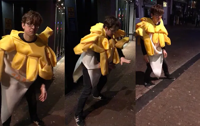 Zakje patat is een beetje de weg kwijt!