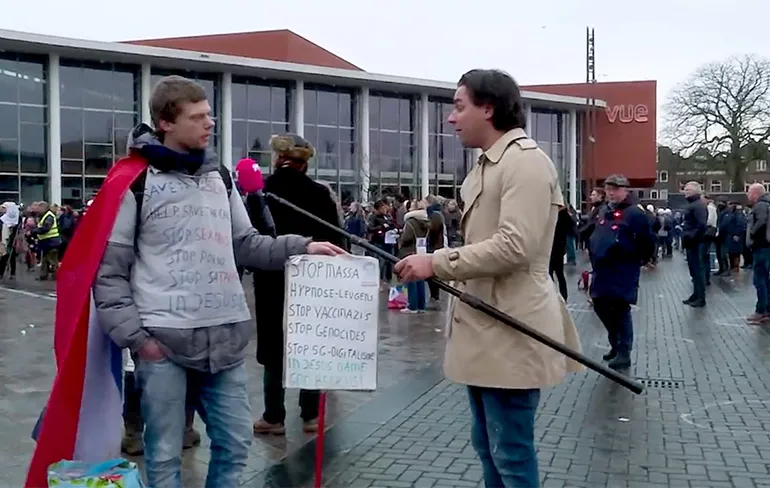Zoveelste protest tegen coronamaatregelen van hooggeleerde Facebook-onderzoekers