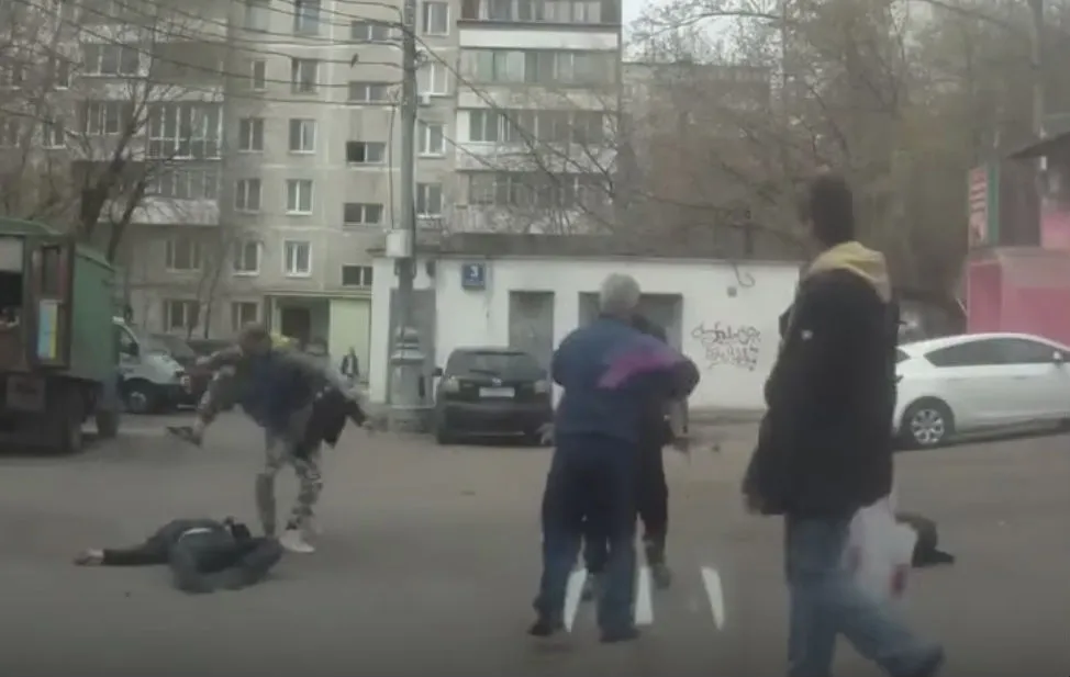 Zatte beveiliging vs Lokale alcoholisten