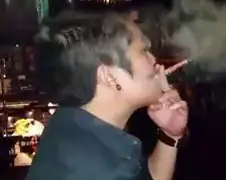 Vuurwerk in je mond houden is slecht plan