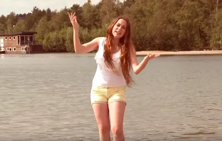 Zomerhit: Kelly S - Wolken jij laat ze verdwijnen