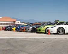 Kijk, dit is nou een aardige drag race