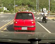 Motormuis onschuldig en toch de lul