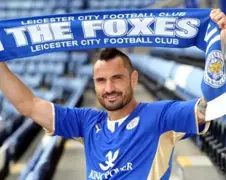Anderlecht supporters zoeken Marcin Wasilewski op