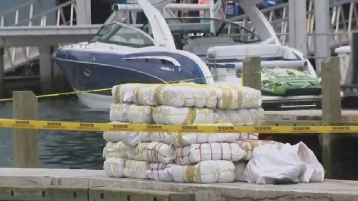 Politie neemt wat verdachte pakketjes in beslag in Bal Harbour