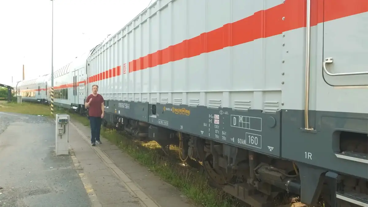 Er is een miniatuur treinbaan in Duitsland waar mensen belangrijke training krijgen