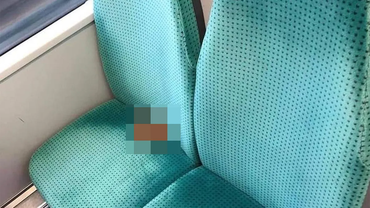 Iemand in de Rotterdamse metro heeft boodschap nummer 2 achtergelaten