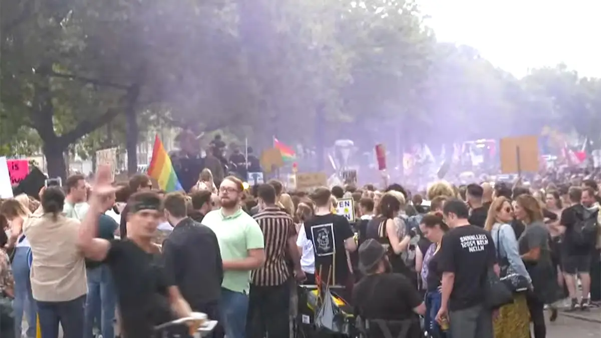 Livestream Unmute Us: Honderden muziekwagens trekken door Nederland