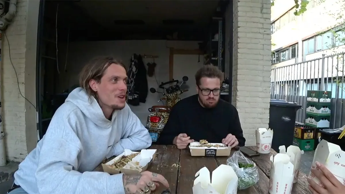 LOL! Maan is absoluut niet blij met slipjes onthulling van ex Tony Junior