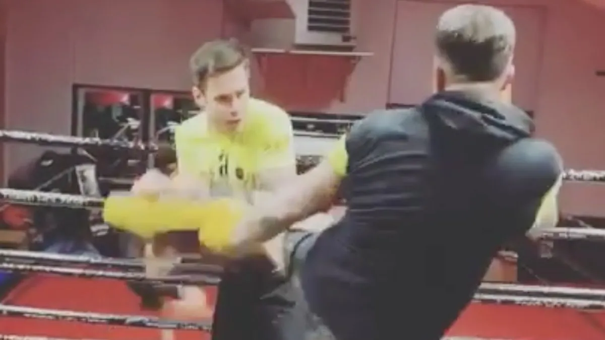 Nieky Holzken laat zien waarom je geen trappen van hem wilt ontvangen