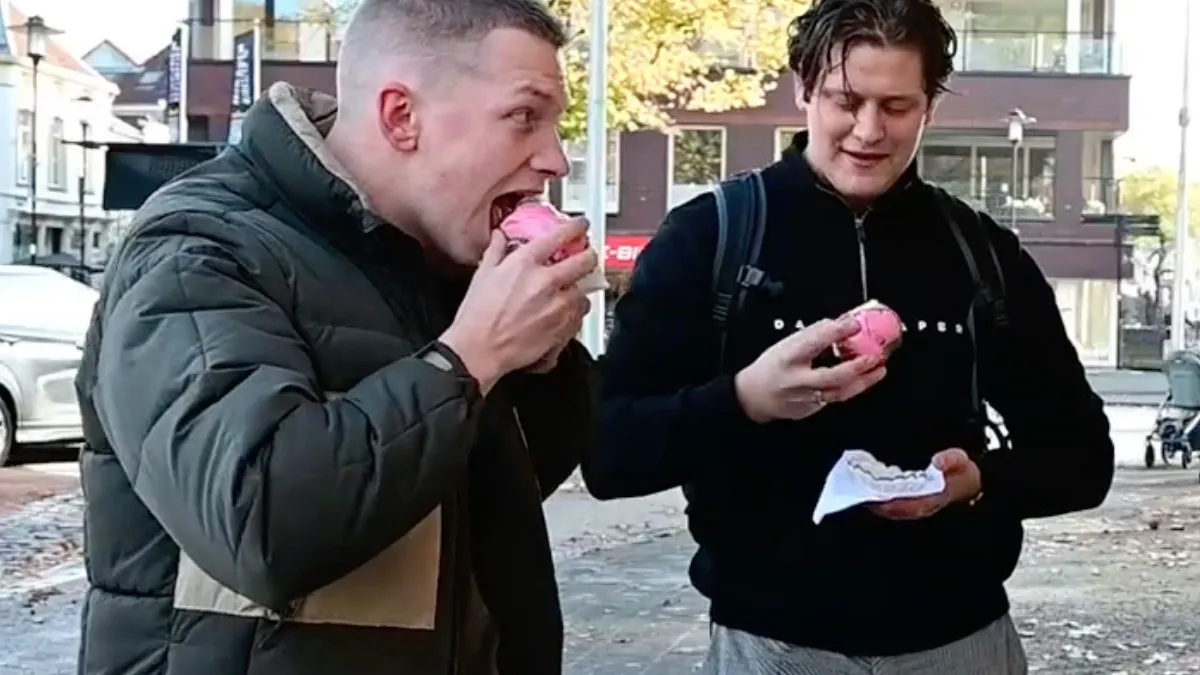Oliebol en tompouce gecombineerd is de tompoucebol en die moet je proberen