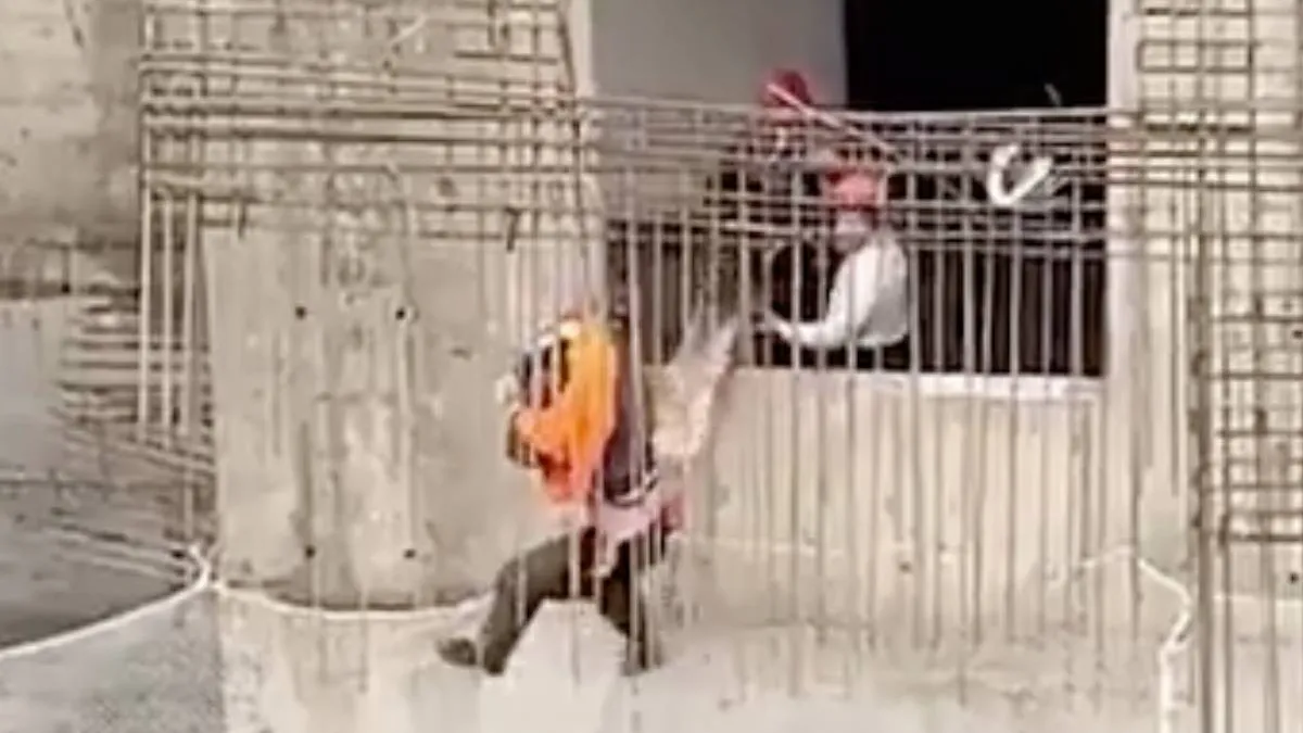 Betonstaalvlechter in Moskou mag blij zijn met collega’s en kraanmachinist