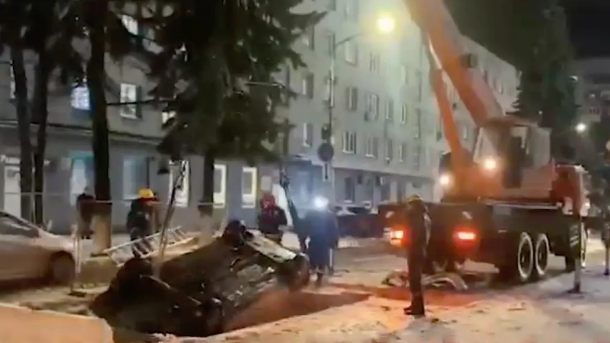En zo rij je dus een gat in ergens in Koersk
