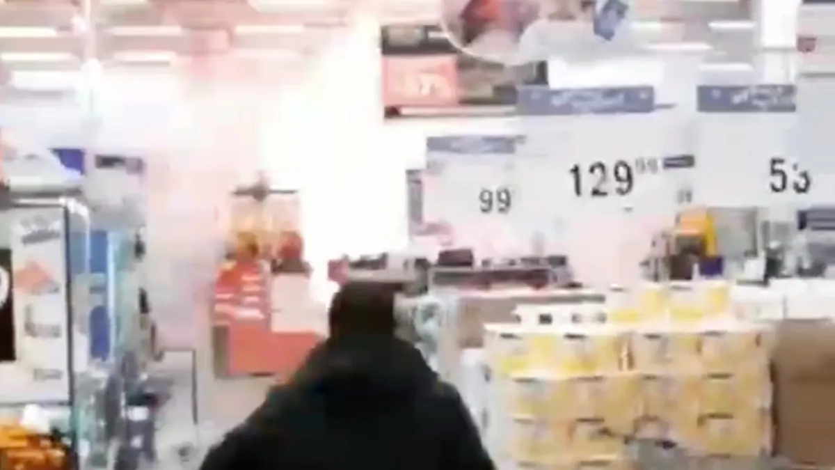 Vuurwerkafdeling zorgt voor ongewenste vuurwerkshow in warenhuis Tomsk