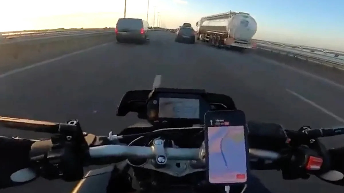 Celstraf en rijverbod na motorrace in 11 minuten van Breda naar Rotterdam