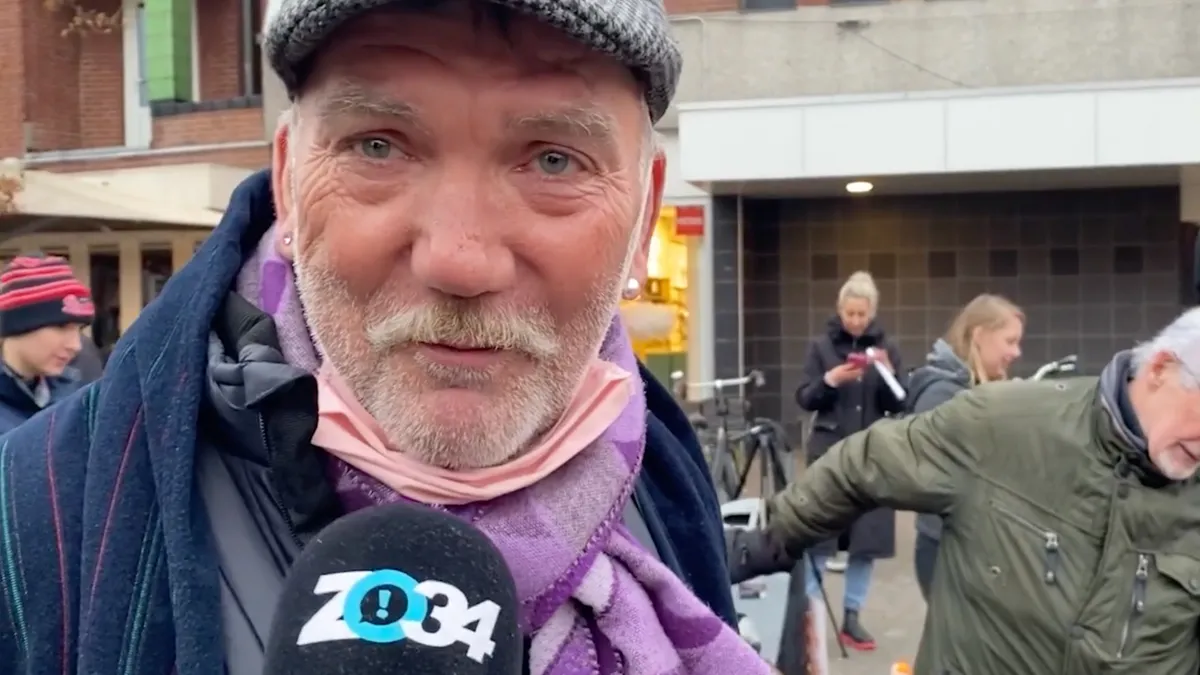 Man leeft in 2038: "Ik draag geen onderbroek, anders moet ik die wassen"