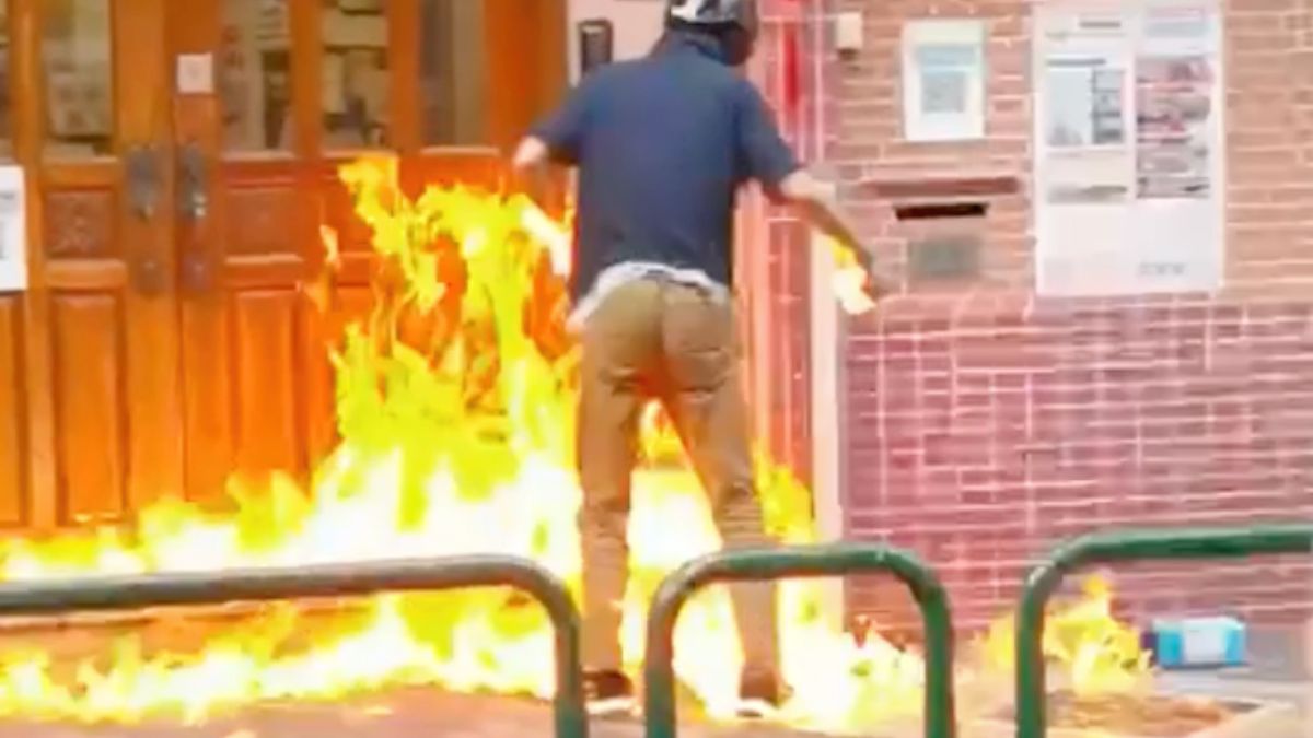 Brandstichter in Macau zet ook zichzelf in vuur en vlam