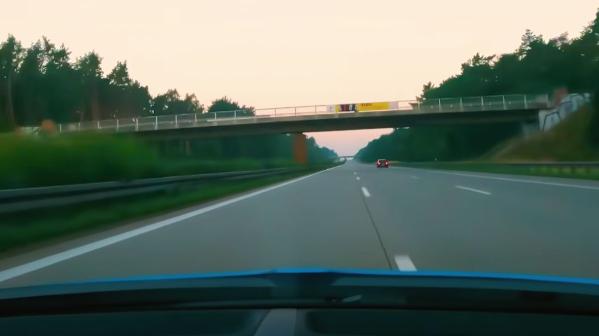 Met Radim Passer en zijn Bugatti Chiron met 417 kilometer per uur over de Autobahn