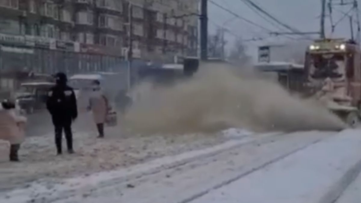 Sneeuw van rails verwijderen werkt bijna perfect in Rusland