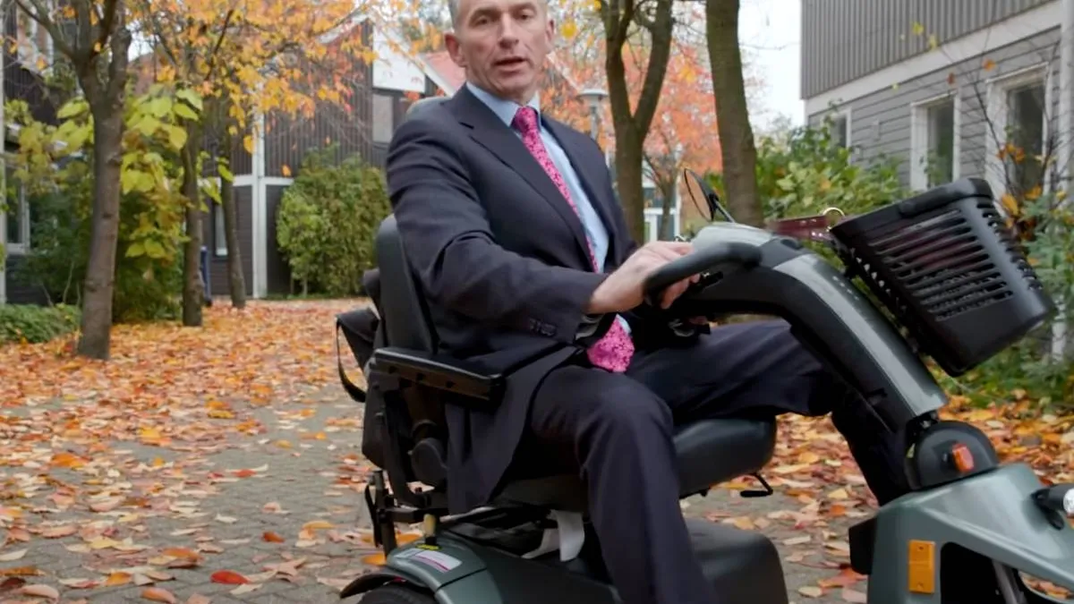 Partij tegen de Burger: AOW? Weg ermee!