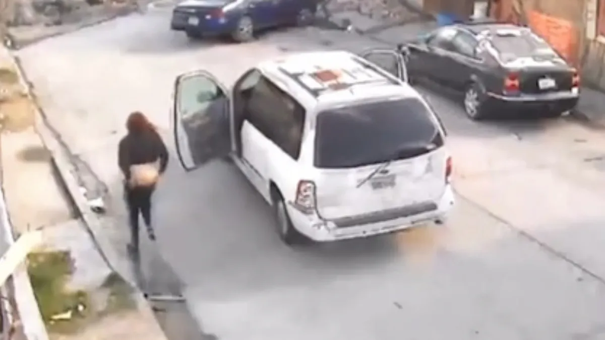 En zo schrijft een dame dus een bus af