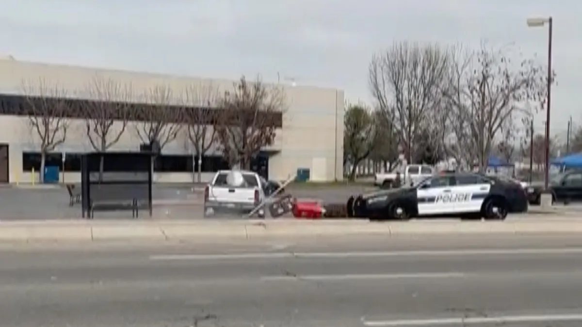 2 keer gearresteerd in 24 uur en een chaos achterlaten in Bakersfield