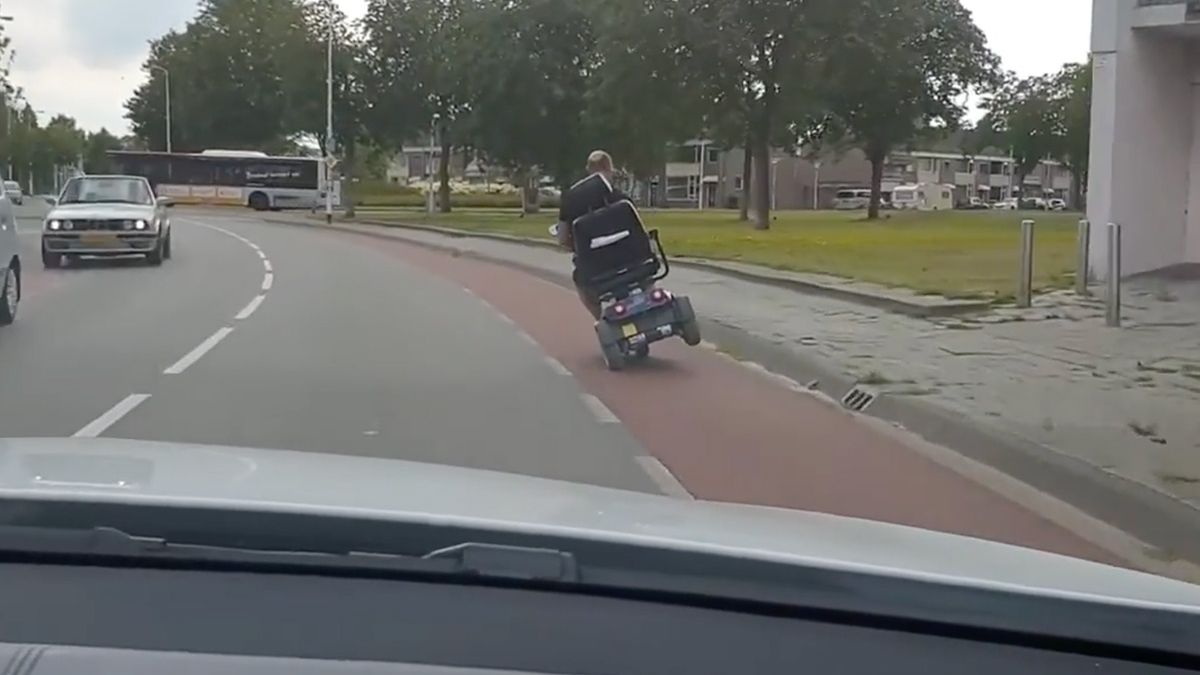 Ondertussen in Eindhoven: Wheelie op scootmobiel op de openbare weg