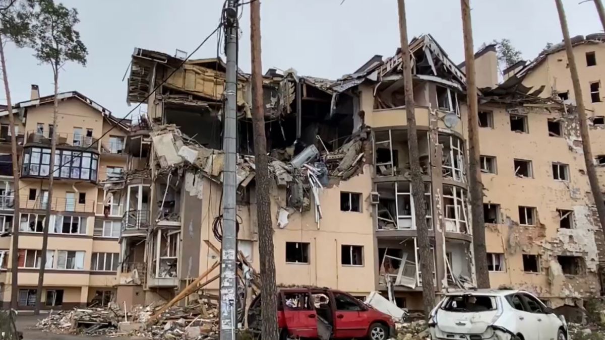 Het Oekraïense plaatsje Irpin na bombardement van gister