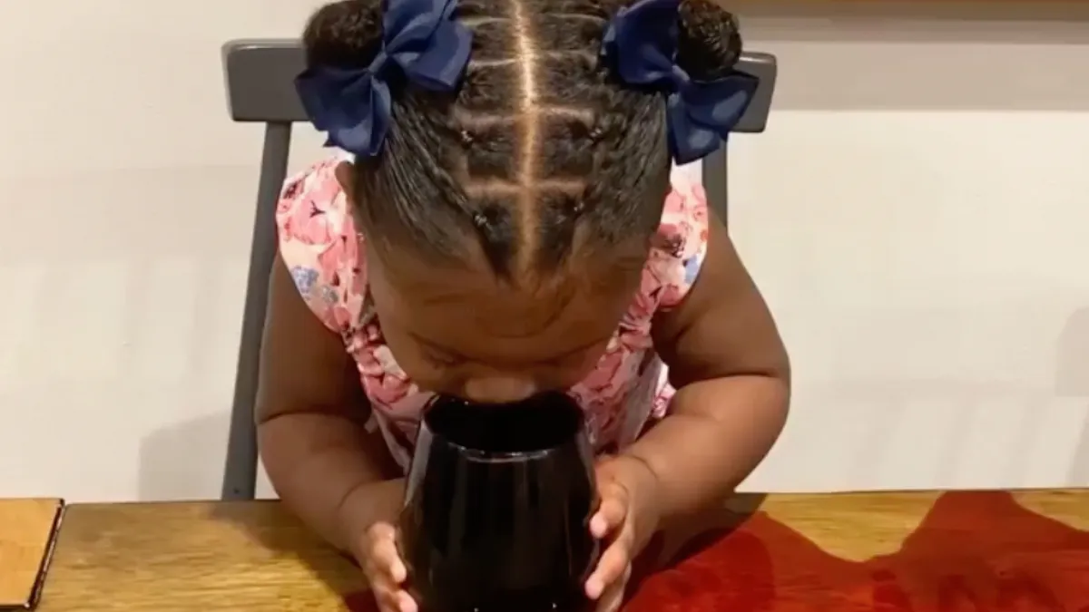 Zo, even een glaasje sap tussendoor