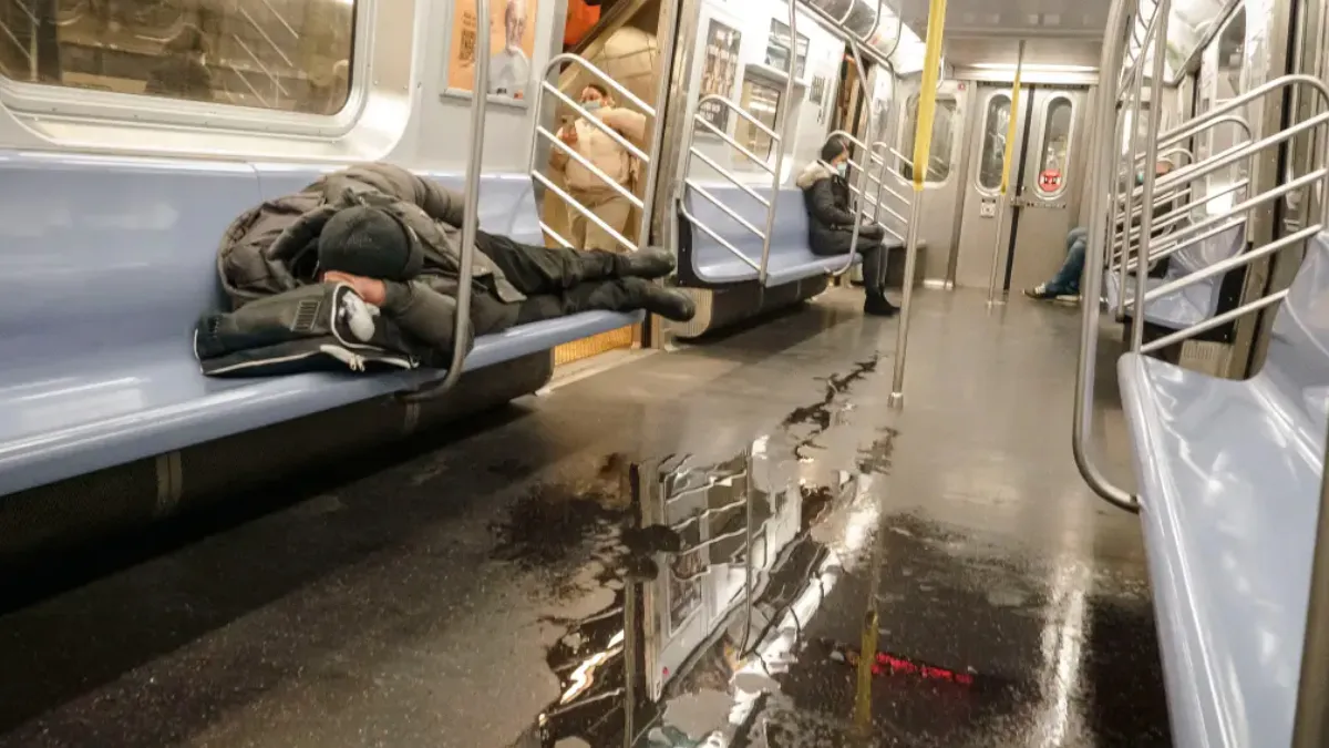 Even lekker urineren in de New York subway