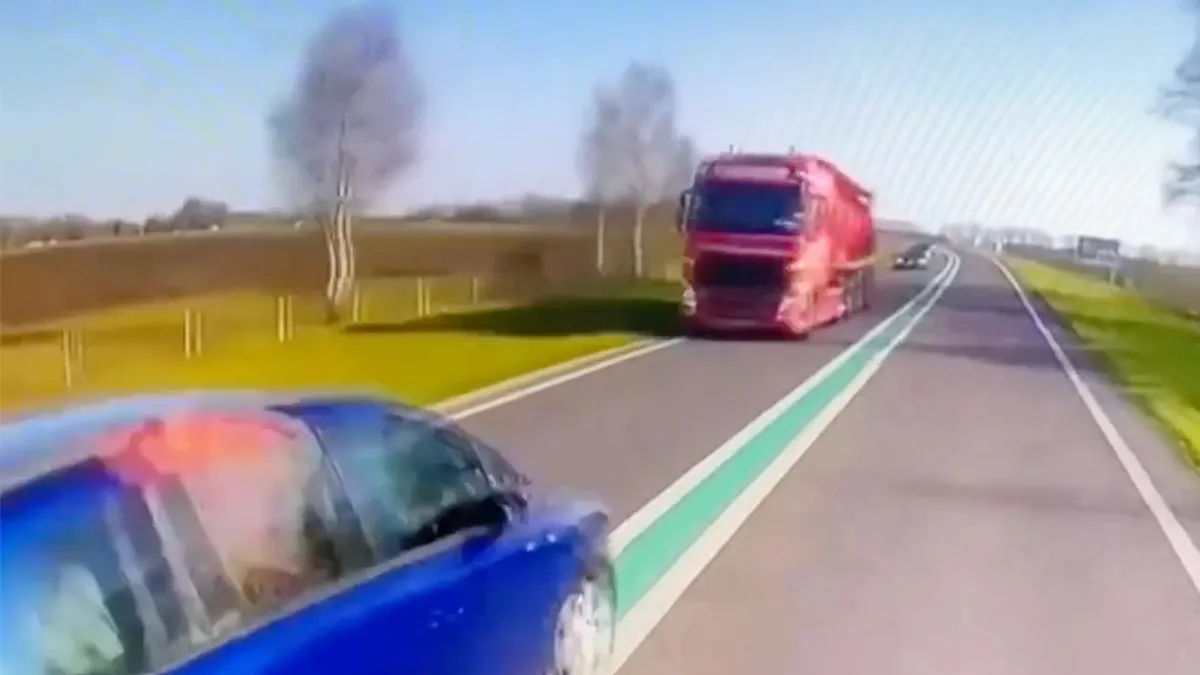 Automobilist op de N34 bij Borger doet echt levensgevaarlijke inhaalactie