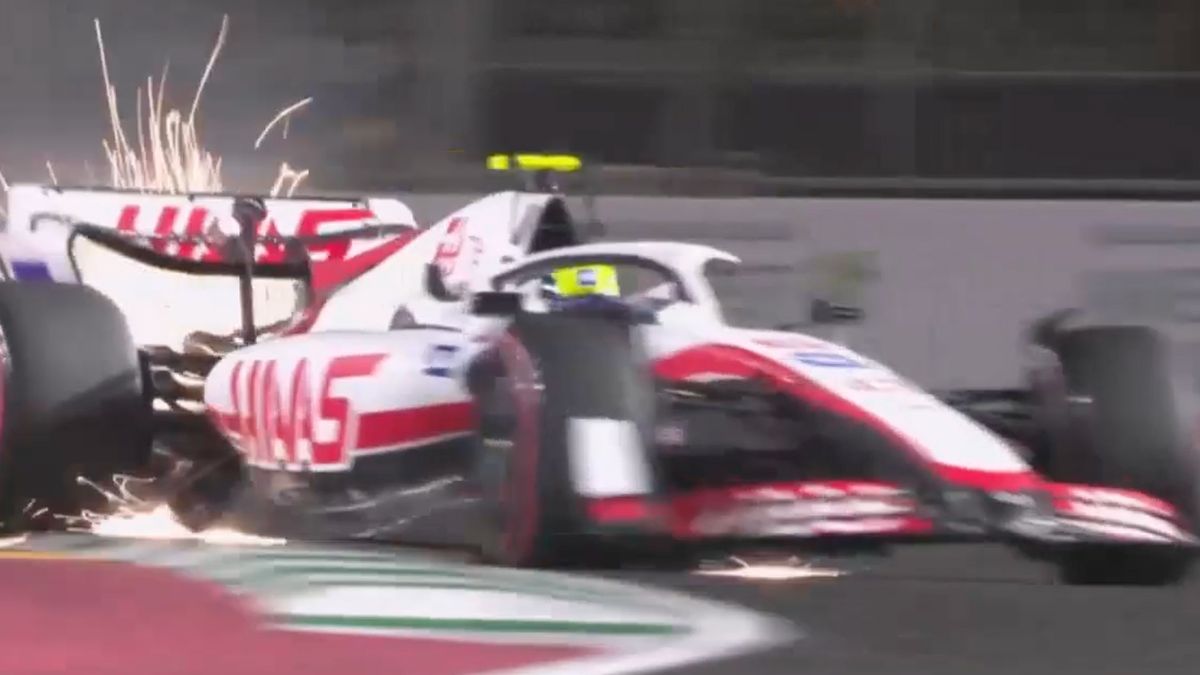 Hele zware crash van Mick Schumacher tijdens kwalificatie GP Saoedi-Arabië