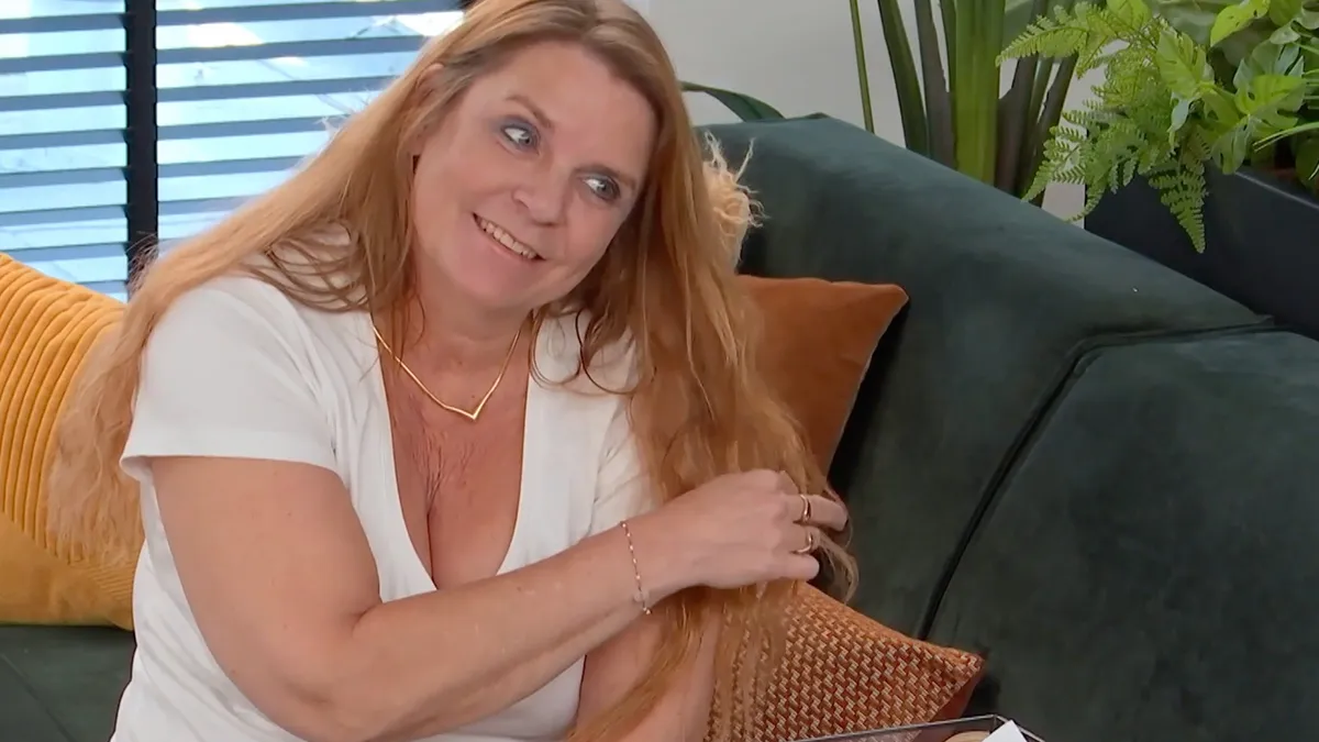 Ondertussen in Lang Leve de Liefde: Vrouw krijgt met moeite een zeven van haar date