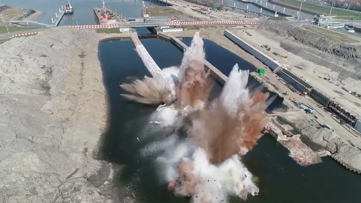 Wajoo, explosie van sluis in Terneuzen was heel erg heftig