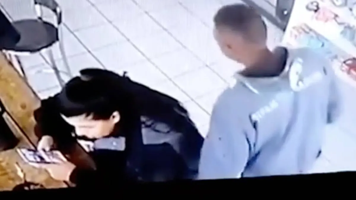 Heel veel aanrakingen van dame na ongewenste aanraking van heer