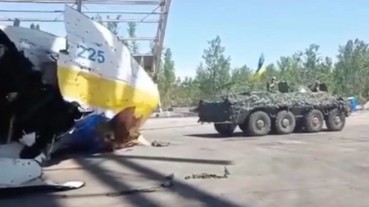 Resten van grootste vliegtuig ter wereld worden opgeruimd