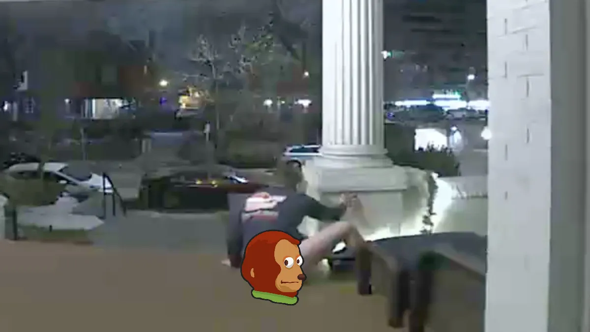 Ransbak krijgt heel vies koekje van eigen deeg