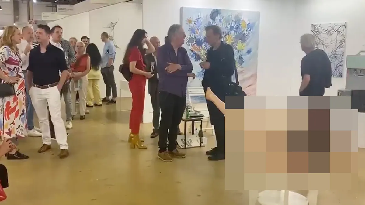 Kunst met een harige 'K' als bizar kunstwerk op Art Rotterdam