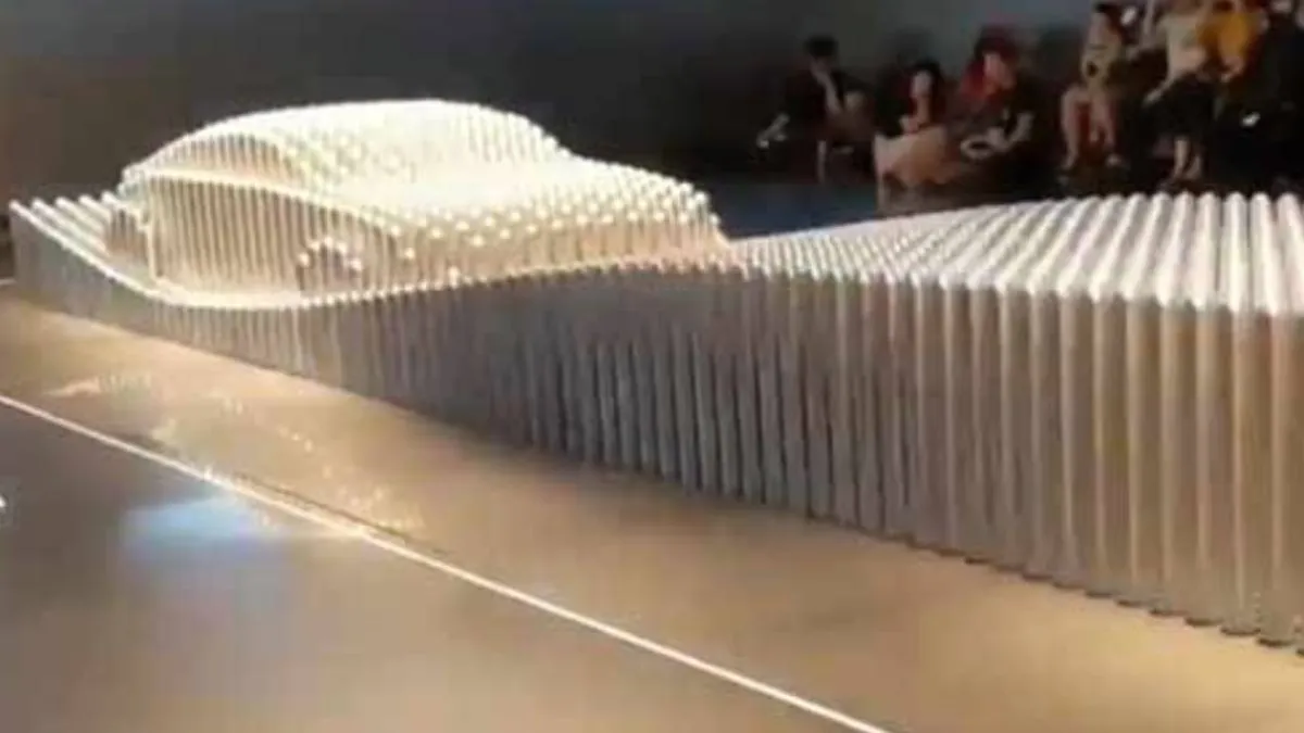 Kinetische installatie in Hyundai Motorstudio Goyang is best stoer