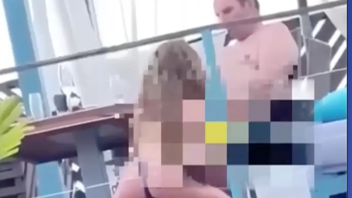 Koppel iets te frivool tijdens bezoek aan beachclub in Odessa