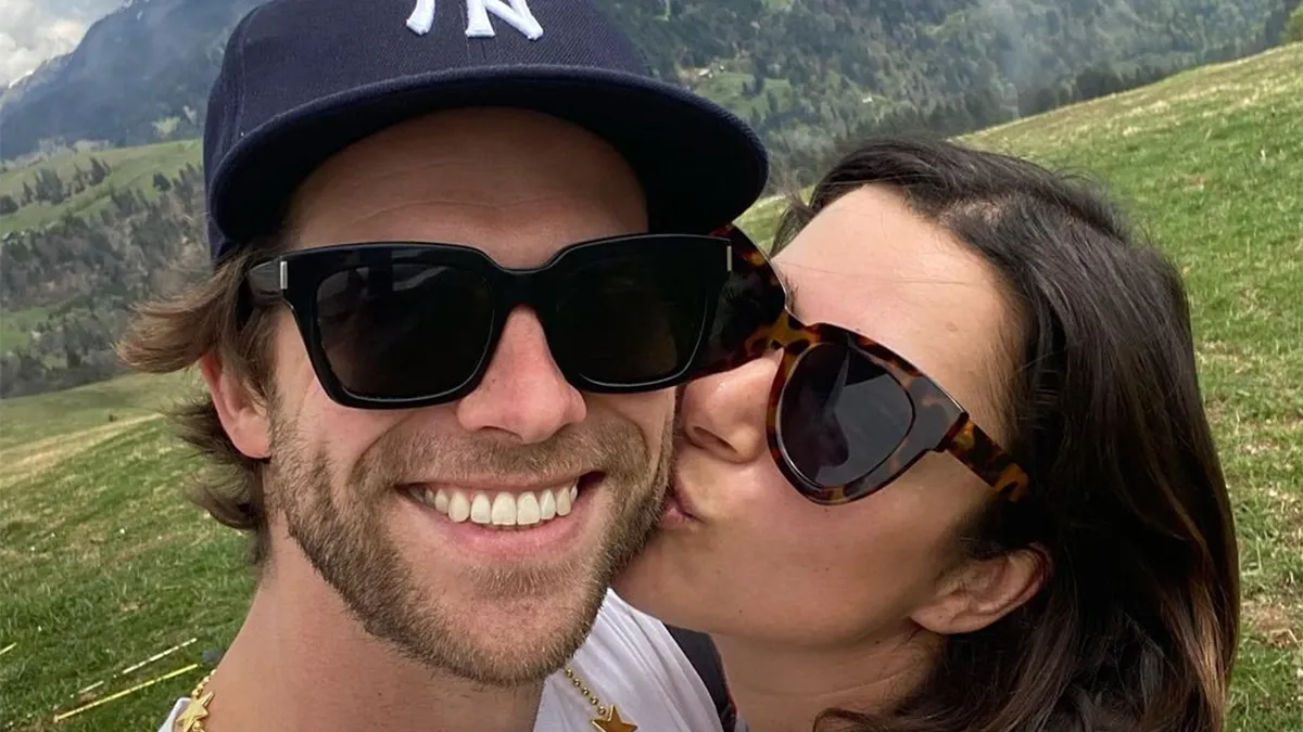 Hoppa, Merel Beks en Bachelor Thomas van der Vlugt zijn geen koppel meer, Merel is boos!