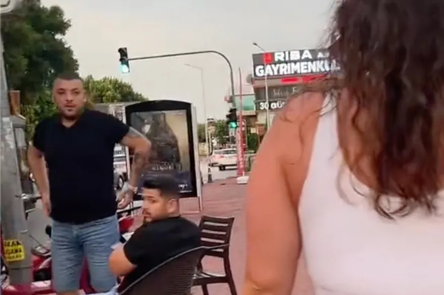 De mannen van Antalya houden wel van een onsje meer