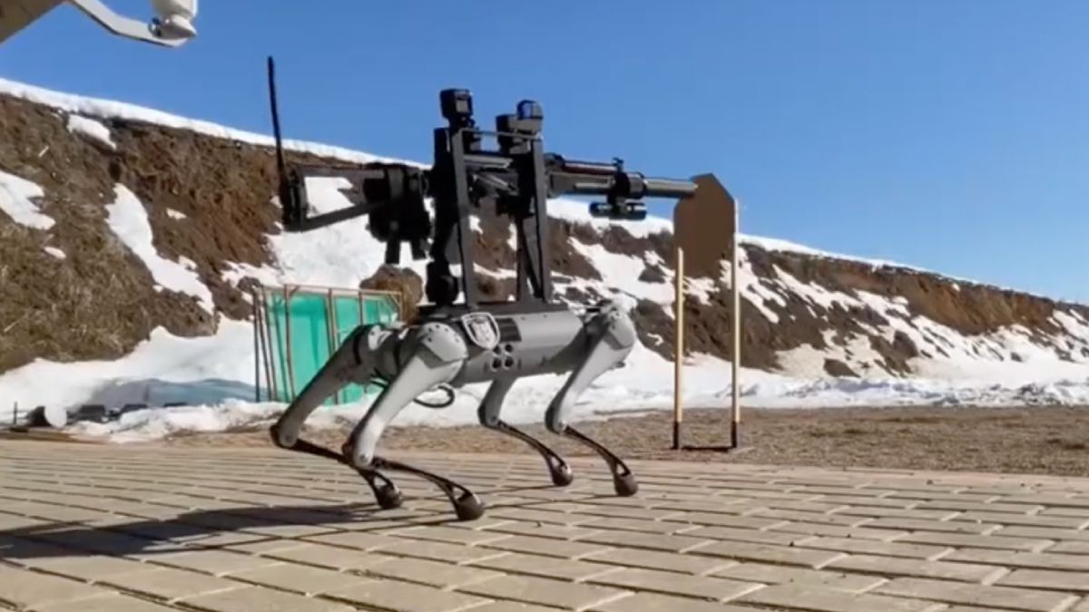 Rusland heeft robot-hond met machinegeweer op z’n rug