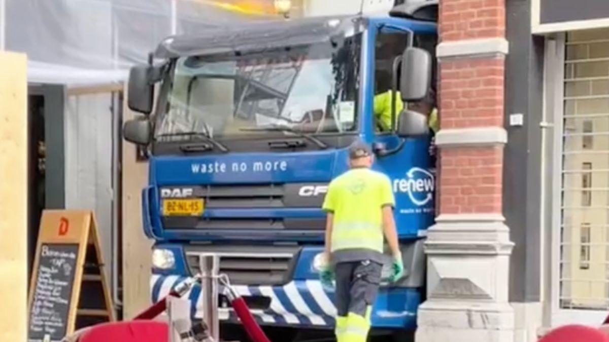Vuilniswagen zat een beetje vast in Venlo