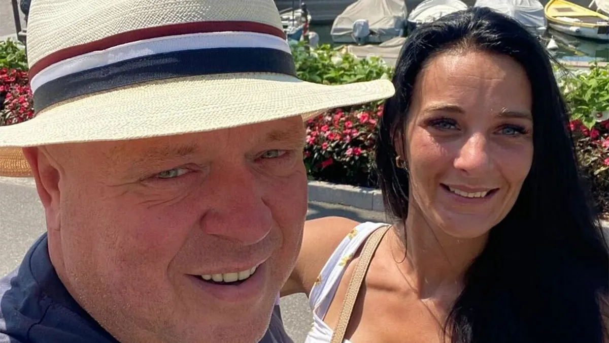 Peter Gillis zou gezin met 2 kleine kinderen van vakantiepark hebben getrapt