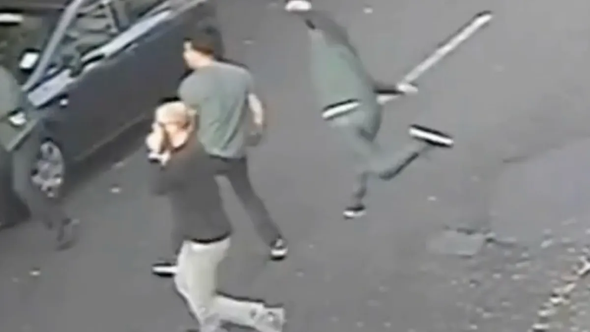 Als zelfs een gemene aanval van achter net iets te lastig voor je blijkt