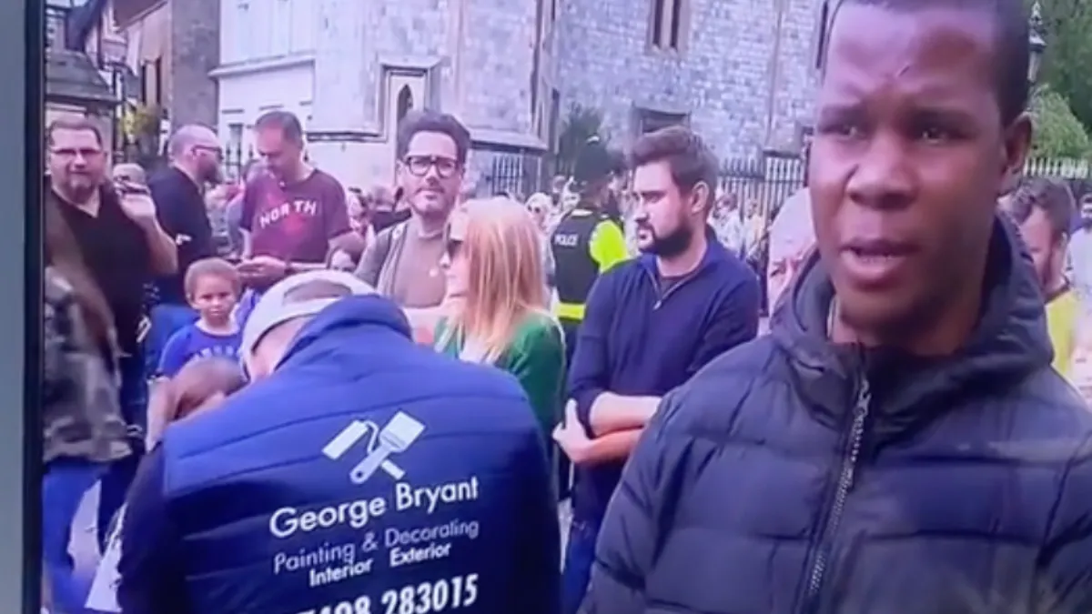 Schilder gebruikt uitzending rondom dood koningin Elizabeth om reclame te maken voor zichzelf